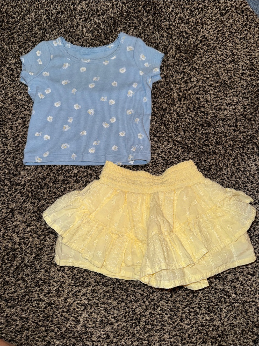 Abercrombie & Fitch Baby fit